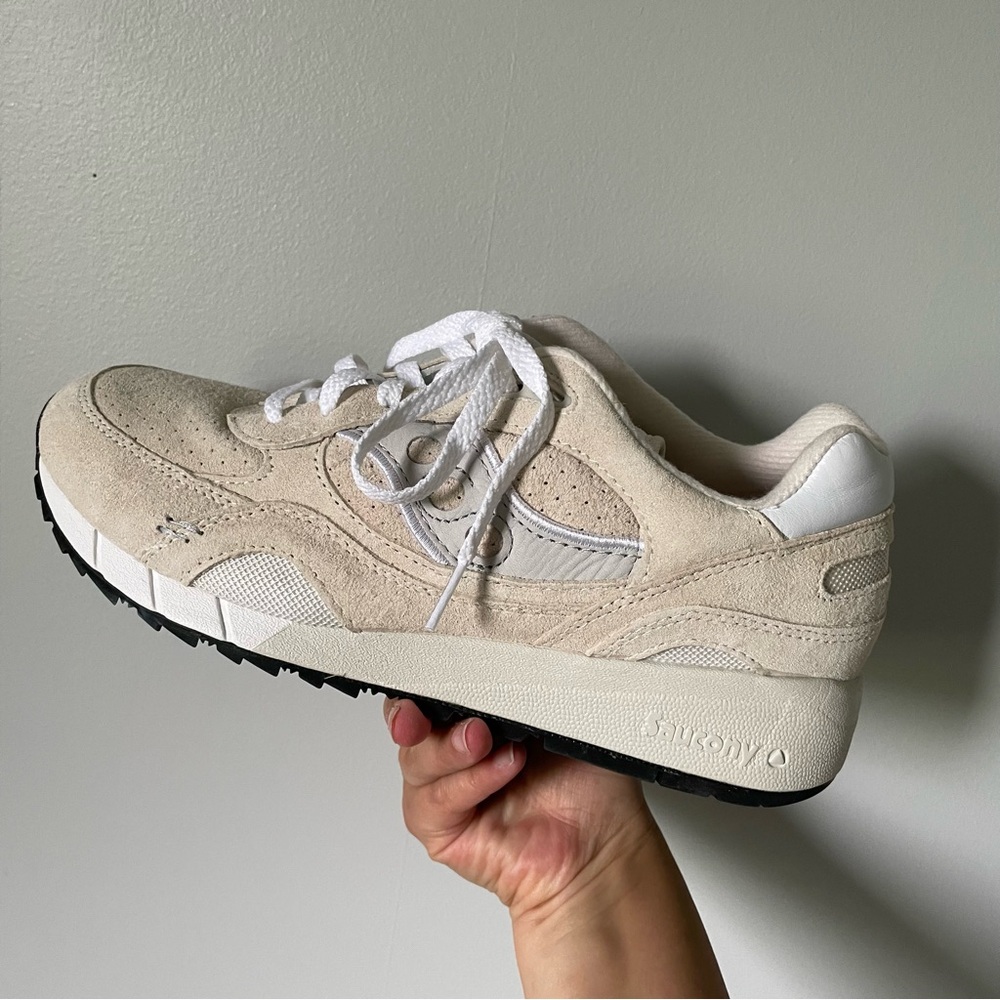 SOLD! Saucony Shadow 6000 Premium Suede in Light Tan and White, Size Men's 9.5 - Picture 11 of 13